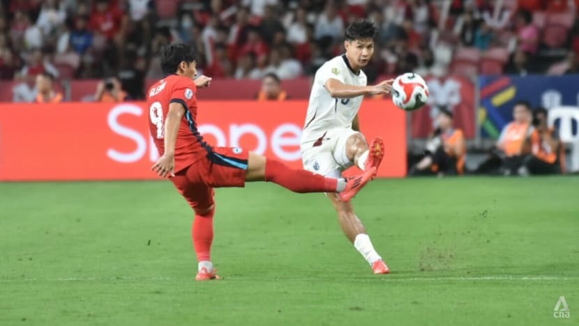 Football: Singapore lose 4-2 to Thailand, must avoid defeat against Malaysia to reach ASEAN Championship semis Football: Singapore lose 4-2 to Thailand, must avoid defeat against Malaysia to reach ASEAN Championship semis