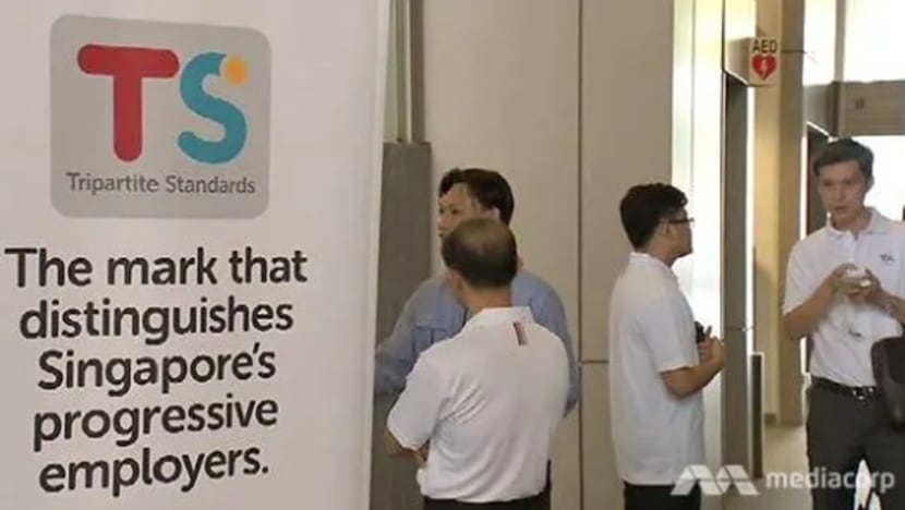 KOMENTAR: Hati-hati sebelum tandatangani kontrak kerja; jangan sesal kemudian