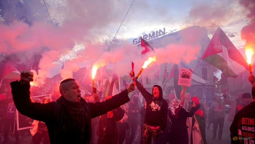 Police in Oslo use tear gas amid protests at Norway v Israel World Cup qualifier