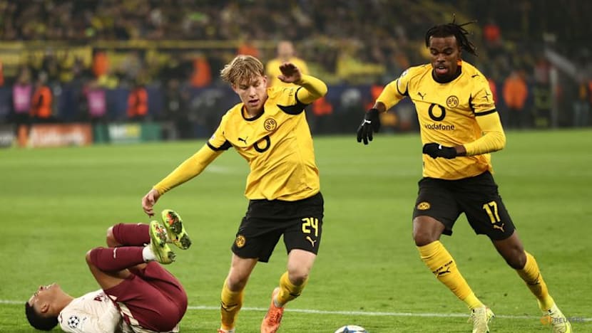 Dortmund return to form with 4-0 Champions League victory over Villarreal