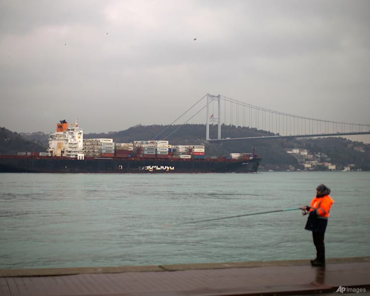Singapore-registered ships advised to avoid trading in areas affected by Ukraine conflict if necessary: MPA
