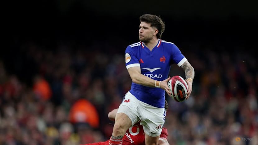France's Jalibert out of Six Nations clash with Italy