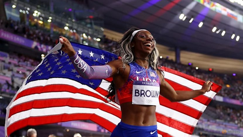 Brown wins 100m, 200m at Athlos, Hodgkinson ends season on a high