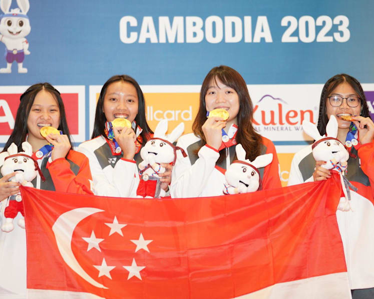 Women's epee team wins Singapore's 7th fencing gold in best SEA Games showing