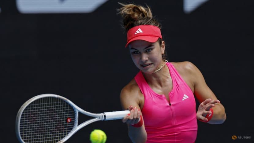 Rybakina knocks out American teen Jovic to head into Australian Open third round