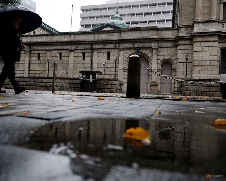 Japan's September corporate services prices rise 3.7% yr/yr