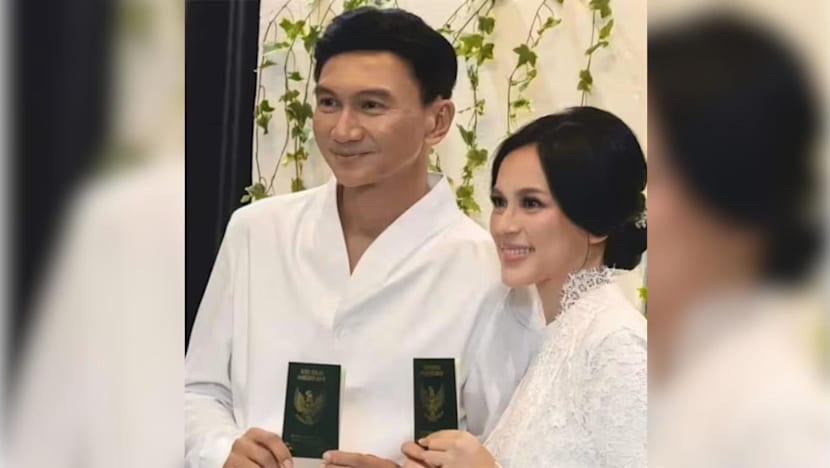 Wasiat ibunda di balik pernikahan Anji dan Dena Desy