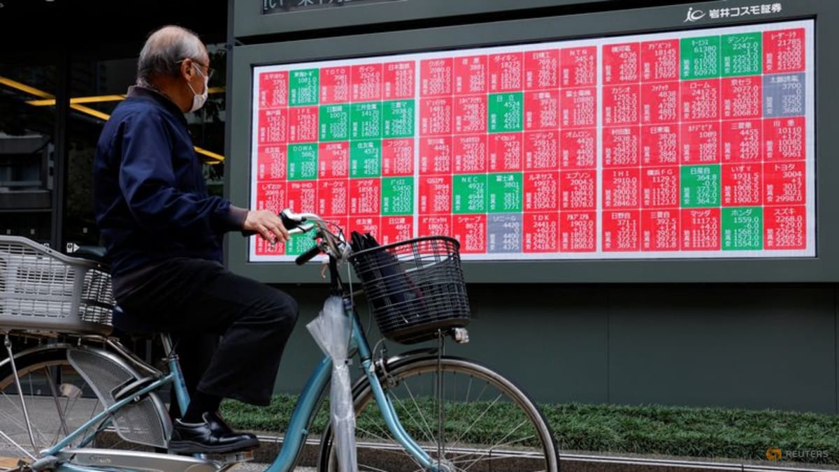 Asia shares find hope in tech resilience, oil off peak