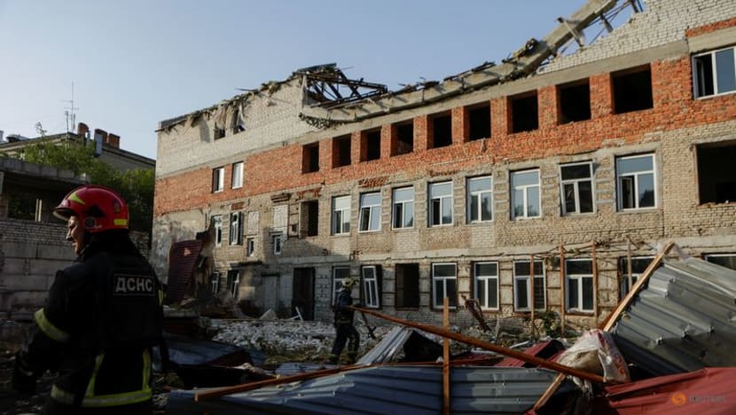 Russian attack on Kharkiv damages maternity hospital, sending patients fleeing Russian attack on Kharkiv damages maternity hospital, sending patients fleeing