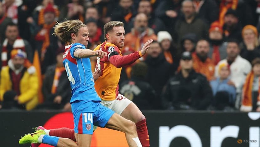 Llorente own-goal helps Galatasaray hold Atletico Madrid