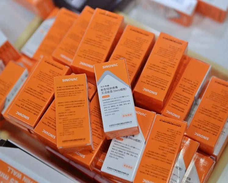 Over 17,000 people in S'pore given first dose of Sinovac vaccine, including 2 who developed rashes