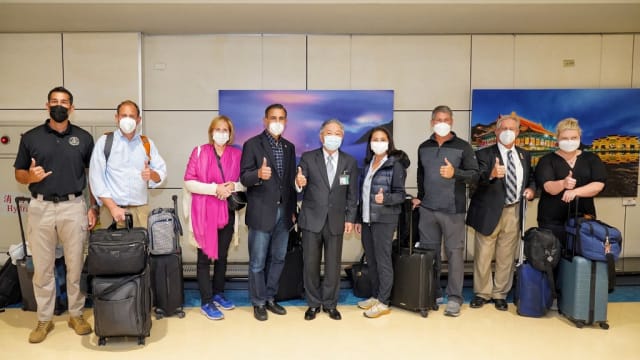 又有美国国会议员组团访台