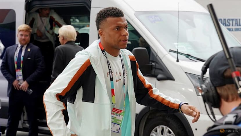 Norway's Haaland on the bench, France striker Mbappe to start last group match
