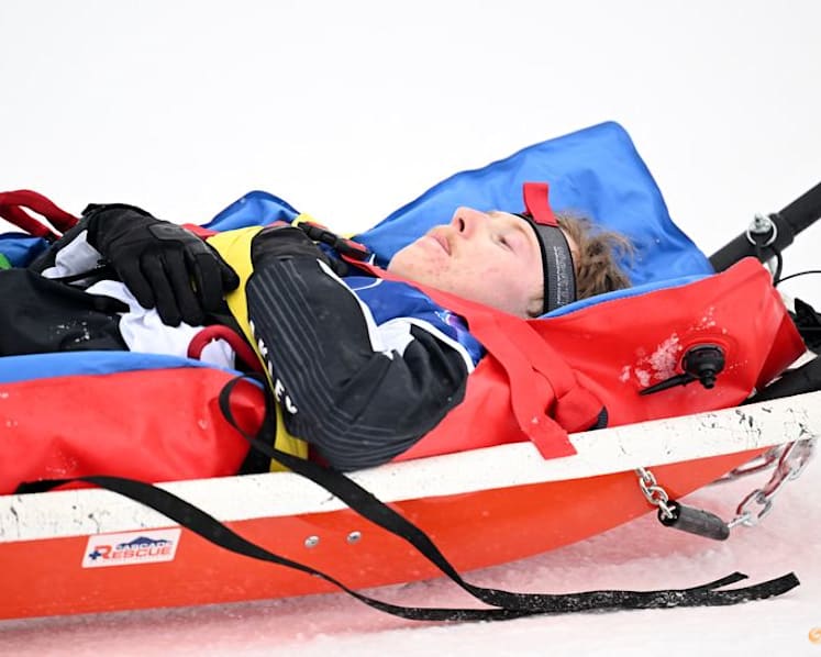 Freestyle-World champion Melville Ives crashes out of halfpipe qualifiers