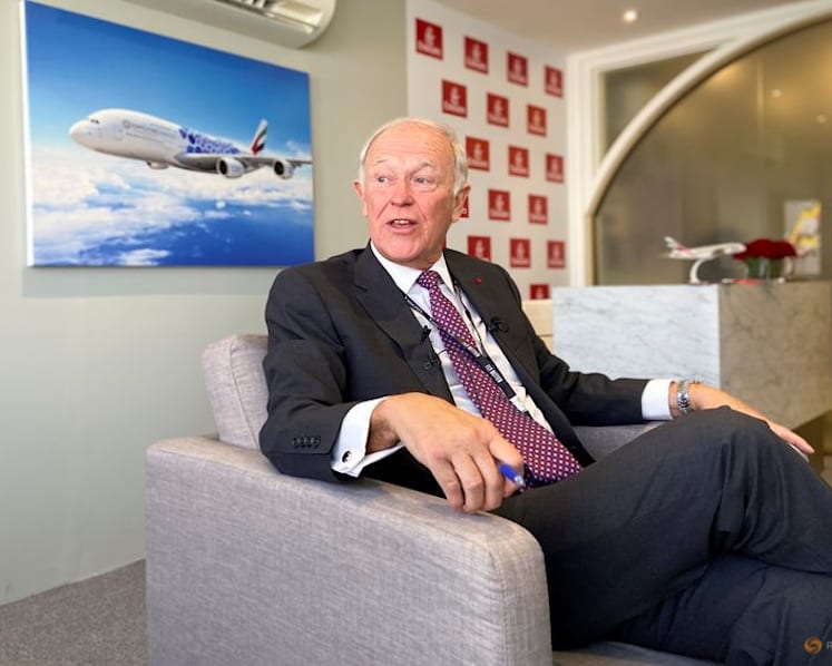 Sailing-Emirates renews New Zealand backing for America's Cup defence