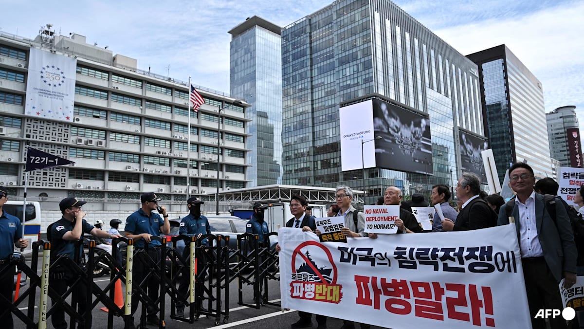 Protesters urge South Korea to stay out of Iran war