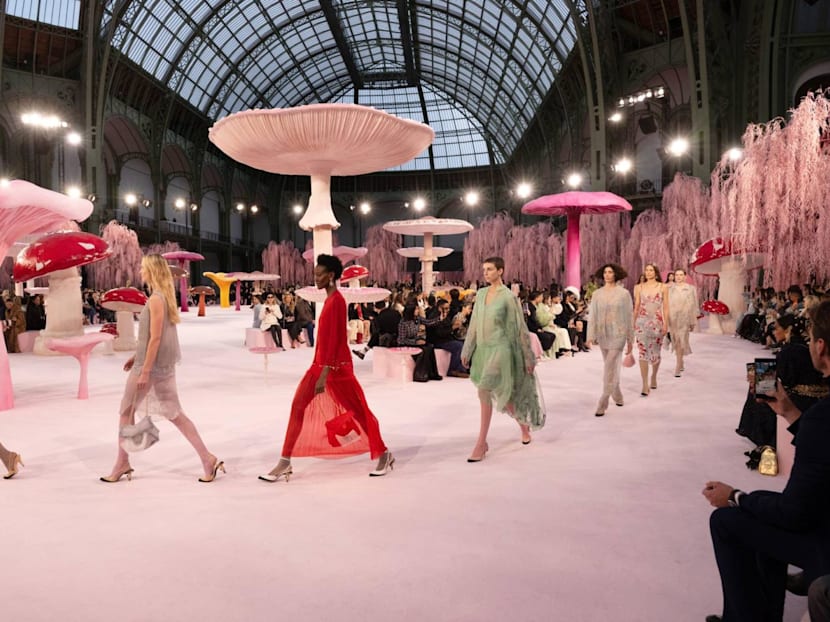 Chanel couture gets a breath of fresh air