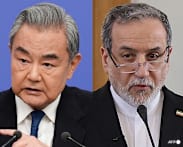 Chinese foreign minister kicks off meeting with Iranian counterpart
