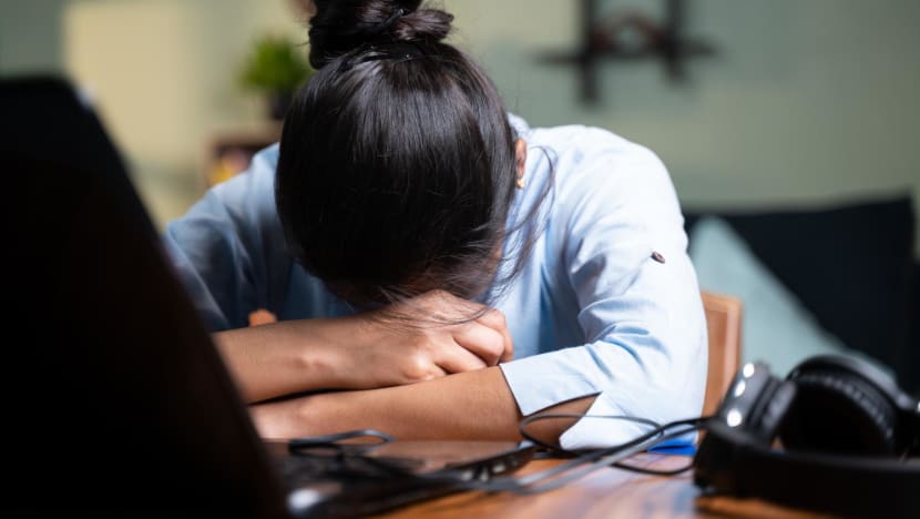 More S'porean workers dissatisfied with job, suffer poorer mental health than Filipino, Indonesian peers: Survey