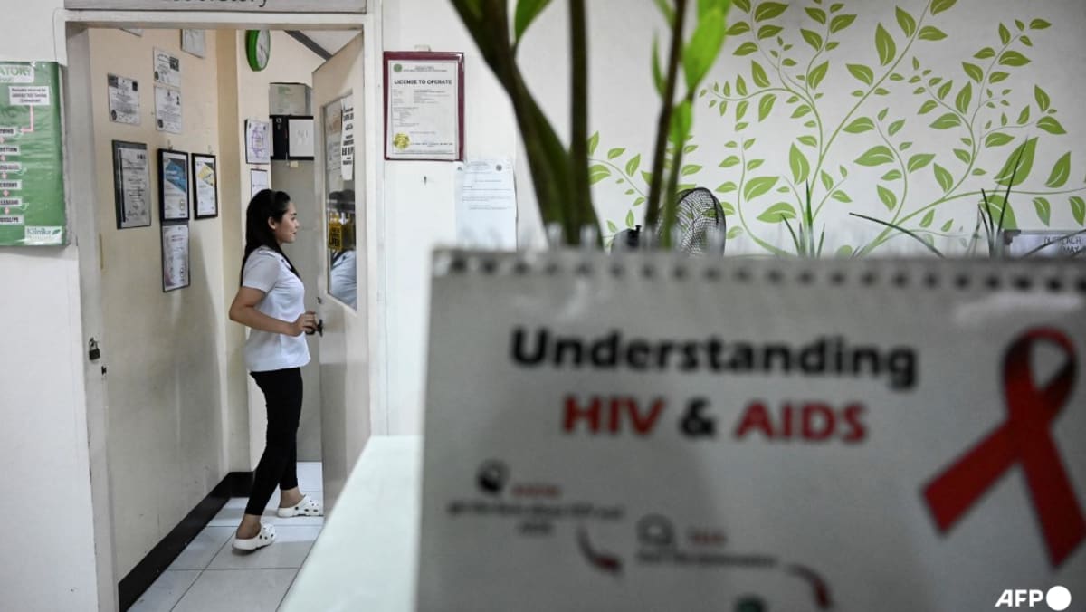 Philippine Health Officials Sound Alarm Over Rising HIV Infections Among Youth