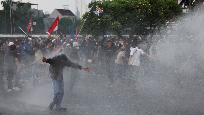 Rantis Brimob lindas ojol hingga tewas, Kapolri minta maaf dan janji usut tuntas