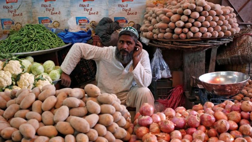 Pakistan Jan consumer inflation eases to 9-year low 