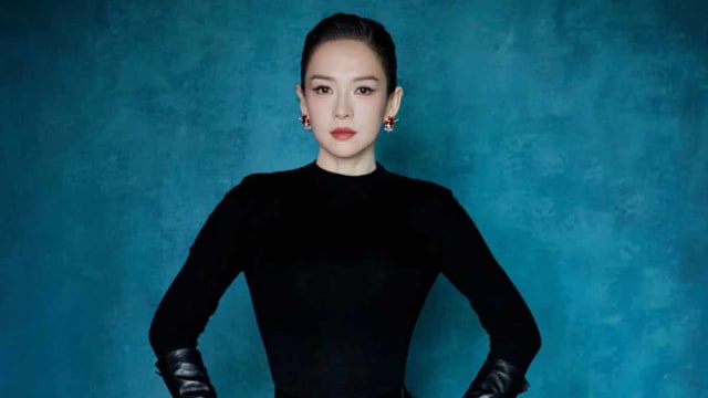 章子怡台上摔倒　坐轮椅现身，伤势令人担忧！