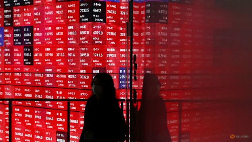 US stocks close below record highs, world indexes set for double-digit 2025 gains