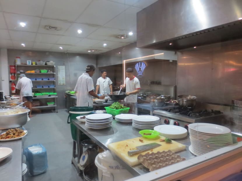 Of bulas and bull sharks