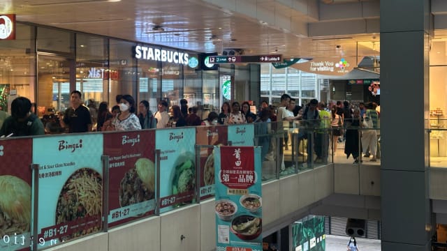 地铁站周围生意受冲击 商家：生意减少一至五成