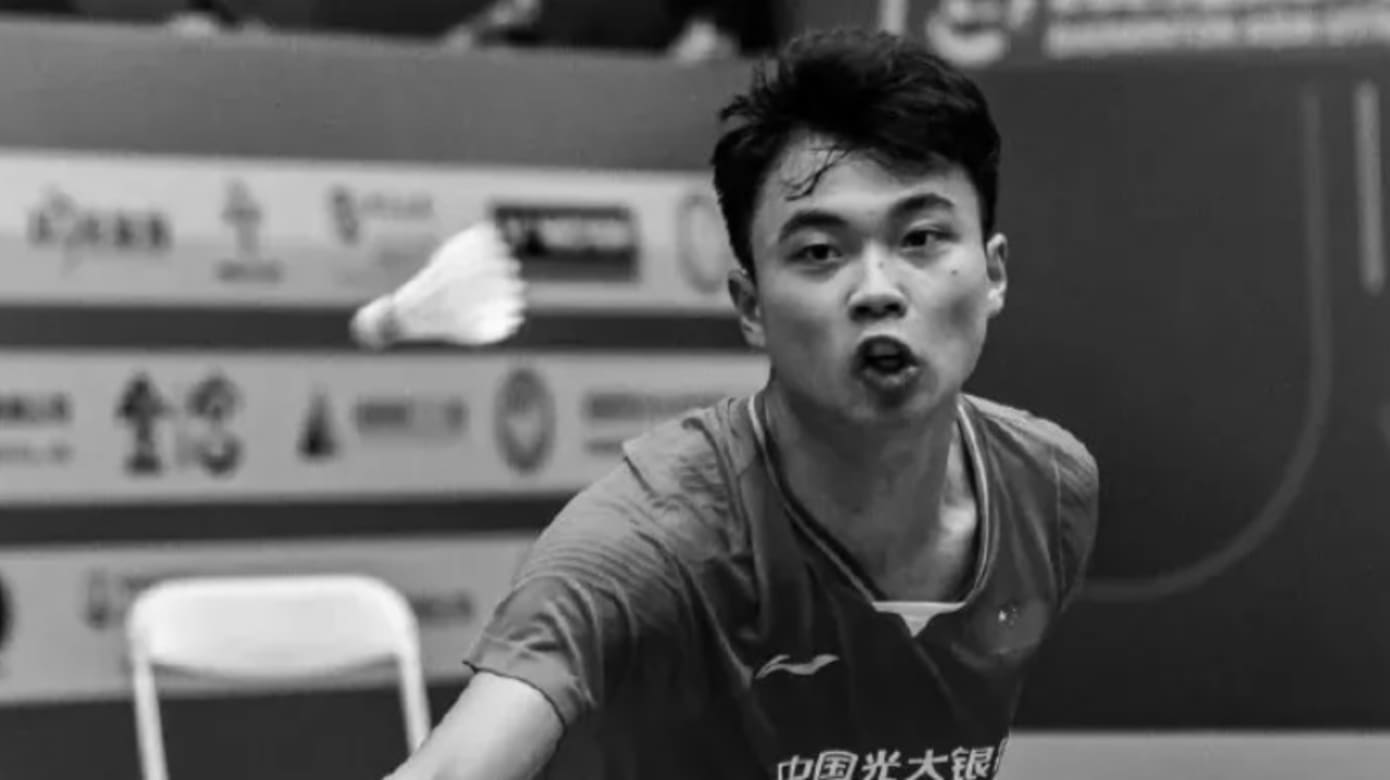 17岁中国羽毛球选手亚青赛球场上暴毙- 8world