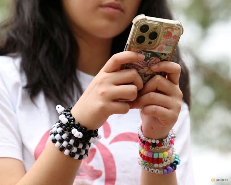 Australia begins enforcing world-first teen social media ban