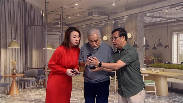 狮城有约 | 沉迷手机非年轻人专属 老人的“手机瘾”更难戒？