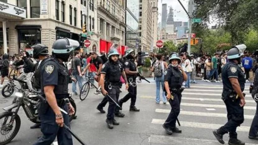 Acara pemberian hadiah PlayStation di New York bertukar jadi huru-hara