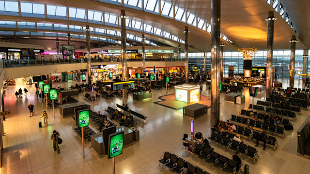 包括新加坡旅客在内 即日起飞英国前须先办理ETA