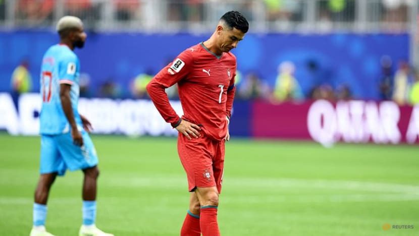 Portugal's Ronaldo does little to shake perception he is yesterday's man