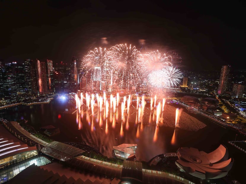 Singapore sees in New Year with fireworks, celebrations islandwide
