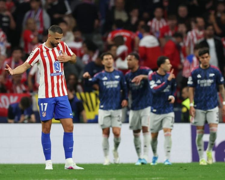 Atletico hit back to hold Arsenal in cagey Champions League semi-final first leg