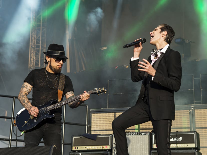 Jane's Addiction bandmates sue each other over onstage fight that ended tour