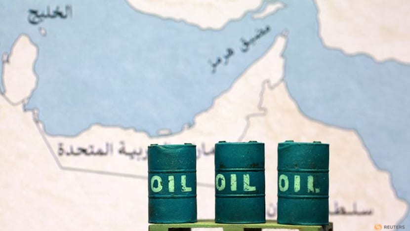 Oil touches over one-week low as pause in attacks brings hope of US/Iran deal