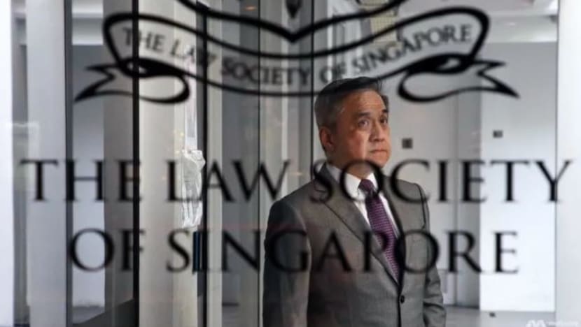 Presiden Persatuan Guaman Adrian Tan meninggal dunia pada usia 57 tahun Presiden Persatuan Guaman Adrian Tan meninggal dunia pada usia 57 tahun