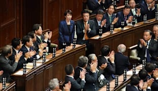 Takaichi dipilih semula sebagai PM Jepun selepas LDP menang besar dalam pilihan raya