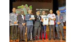 Wesley Methodist School Kuala Lumpur (International) Breaks Record with Unity Anthology, Enters Malaysia Book of Records