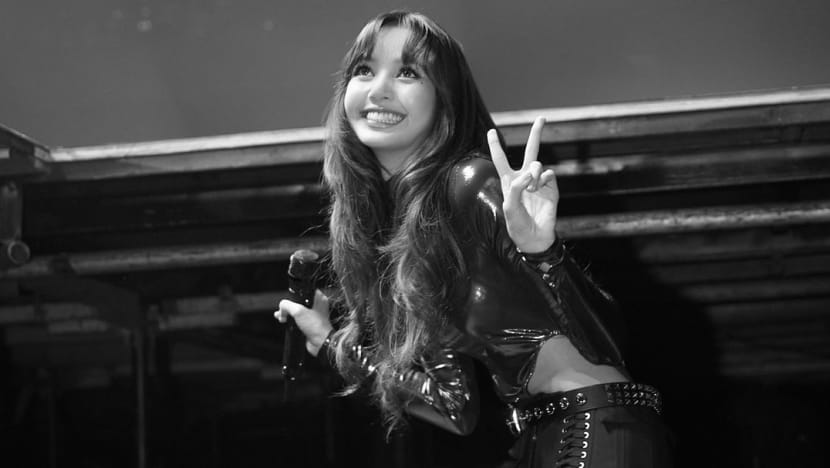 Lisa BLACKPINK ketagihan rendang di Jakarta, antusias hingga minta nasi