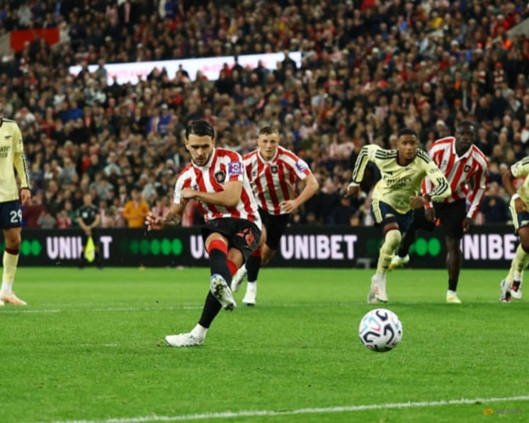 Guimaraes opens Arsenal account in win at Sunderland
