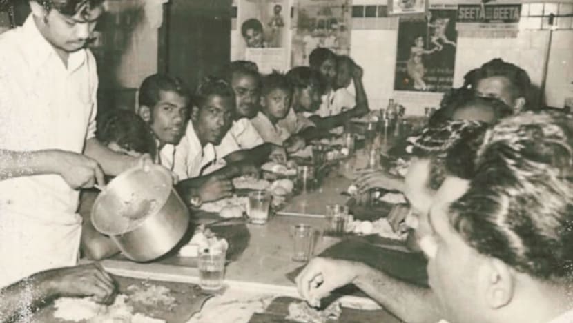 "மாட்டுவண்டியில் வந்தனர் வாடிக்கையாளர்கள்" - 100 ஆண்டுகள் தொட்ட ஆனந்தபவனின் தொடக்க காலம்