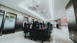 Related article image