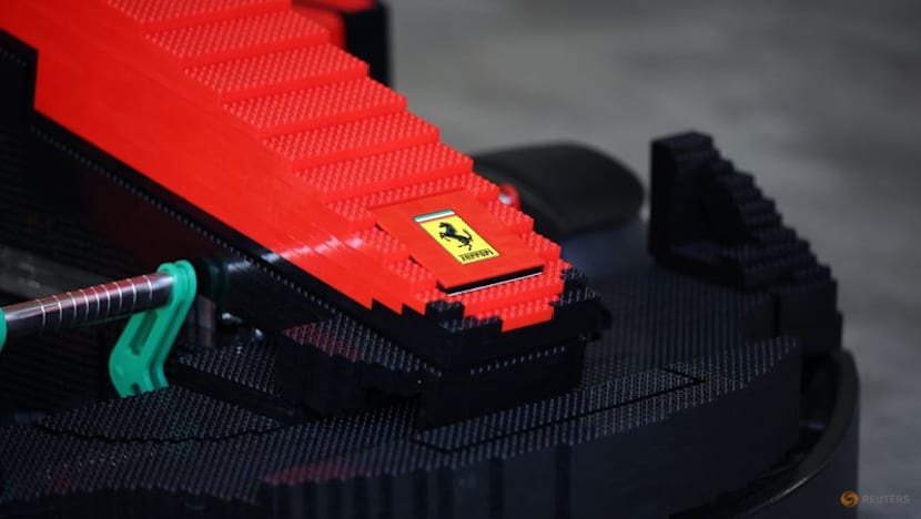 Brick test: F1 drivers to lap British GP circuit in Lego cars