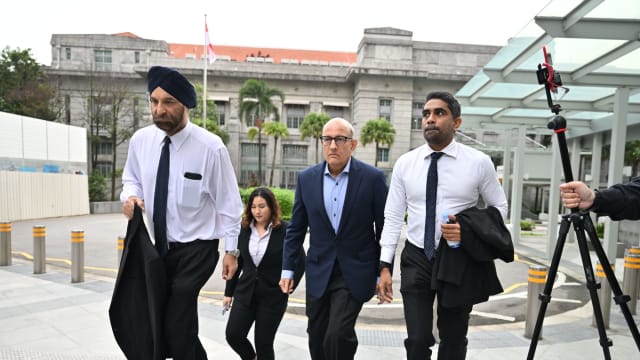 交通部长易华仁正式被控27项控状