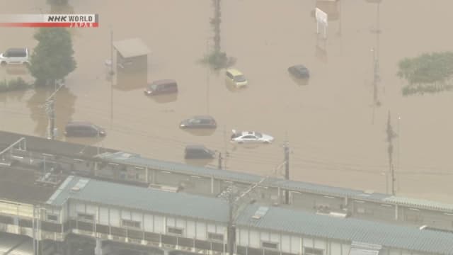 日本千叶暴雨八死 女子困淹水轿车获救时心肺骤停